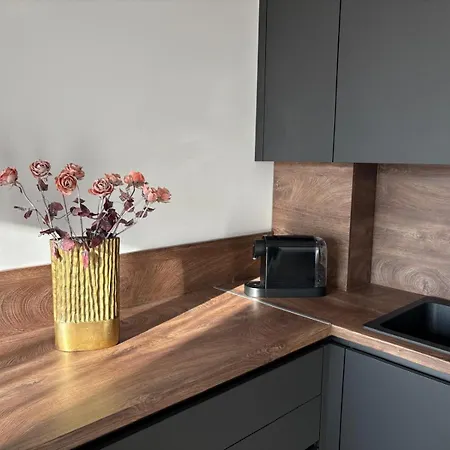 Boutique & Design - Emperium 1 Szveti Vlasz